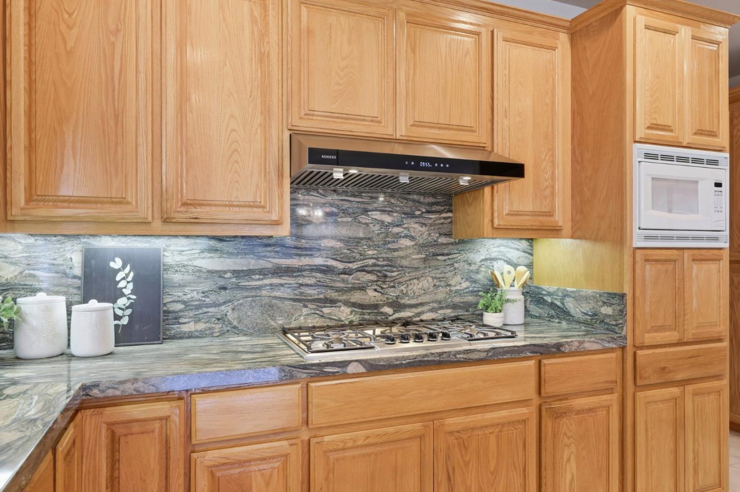 Detail Gallery Image 17 of 64 For 2101 Uridias Ranch Rd, Milpitas,  CA 95035 - 5 Beds | 4 Baths