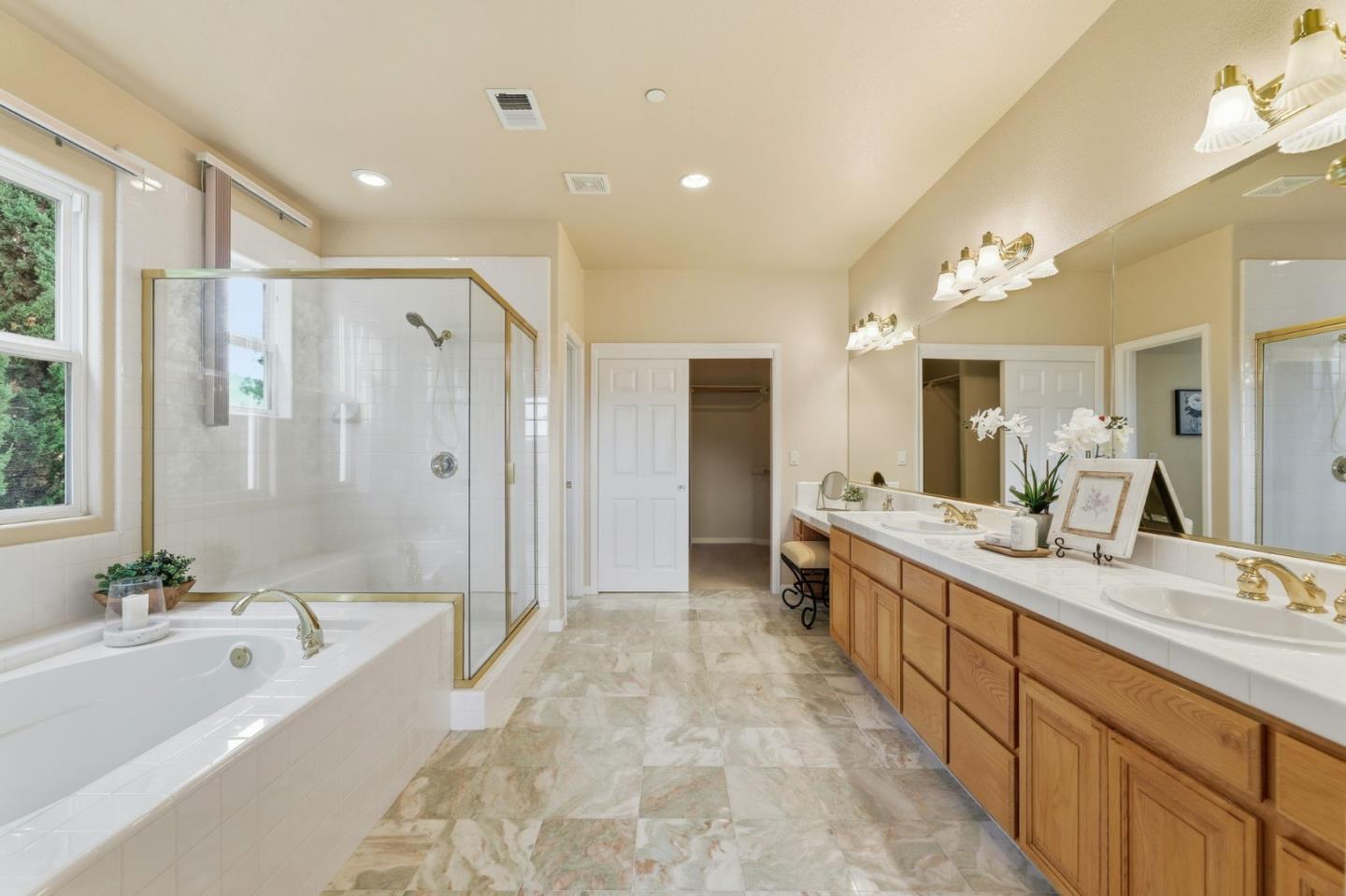 Detail Gallery Image 40 of 64 For 2101 Uridias Ranch Rd, Milpitas,  CA 95035 - 5 Beds | 4 Baths