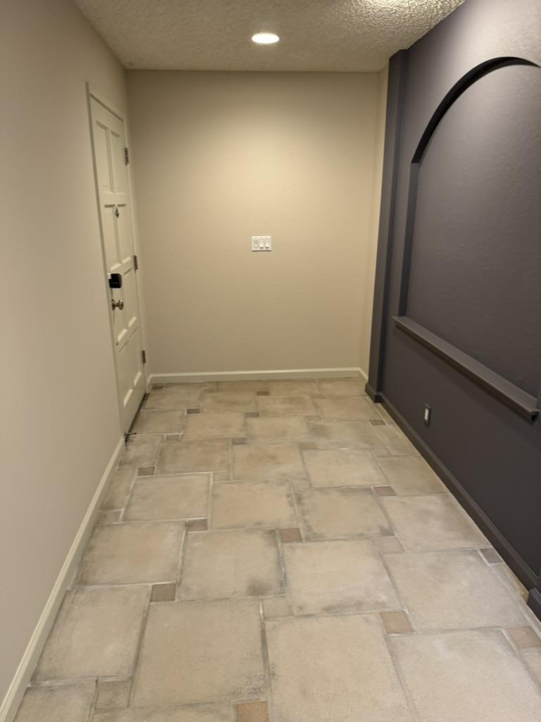 Detail Gallery Image 29 of 32 For 2439 Sharon Oaks Dr, Menlo Park,  CA 94025 - 2 Beds | 2/1 Baths