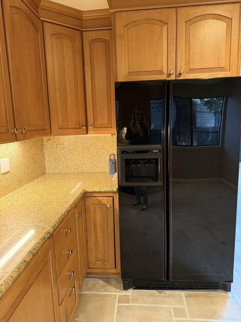 Detail Gallery Image 9 of 27 For 2439 Sharon Oaks Dr, Menlo Park,  CA 94025 - 2 Beds | 2/1 Baths