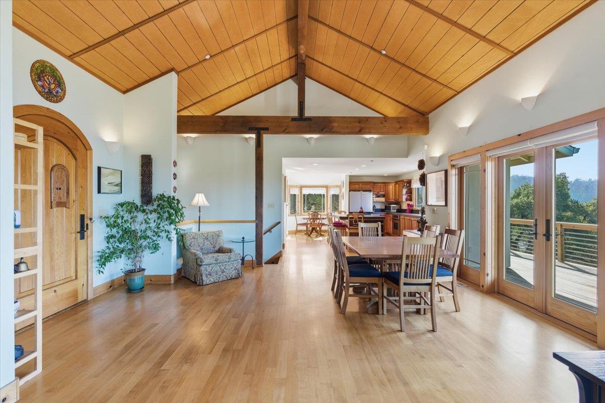 Detail Gallery Image 12 of 42 For 1175 Eagle Hill Rd, Royal Oaks,  CA 95076 - 2 Beds | 2 Baths