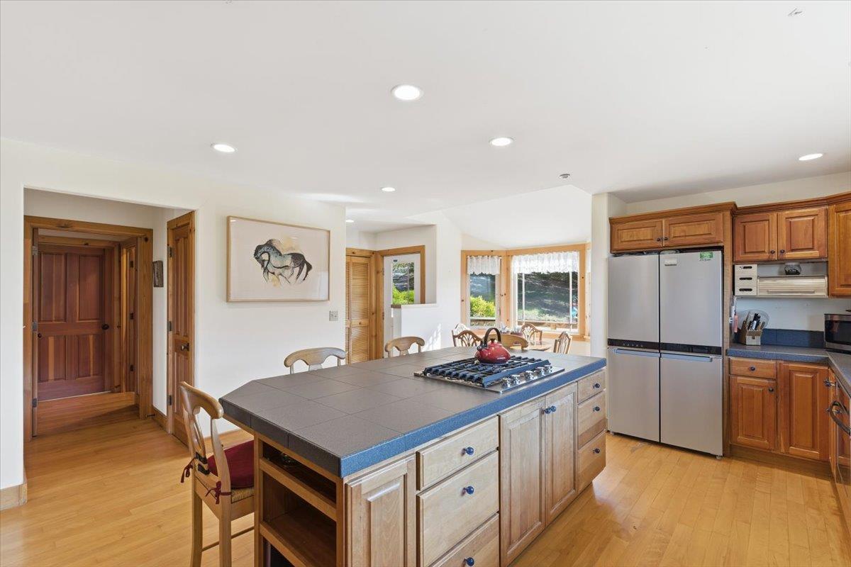 Detail Gallery Image 18 of 42 For 1175 Eagle Hill Rd, Royal Oaks,  CA 95076 - 2 Beds | 2 Baths