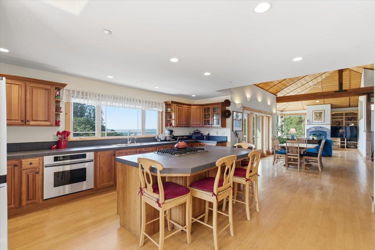 Detail Gallery Image 20 of 42 For 1175 Eagle Hill Rd, Royal Oaks,  CA 95076 - 2 Beds | 2 Baths