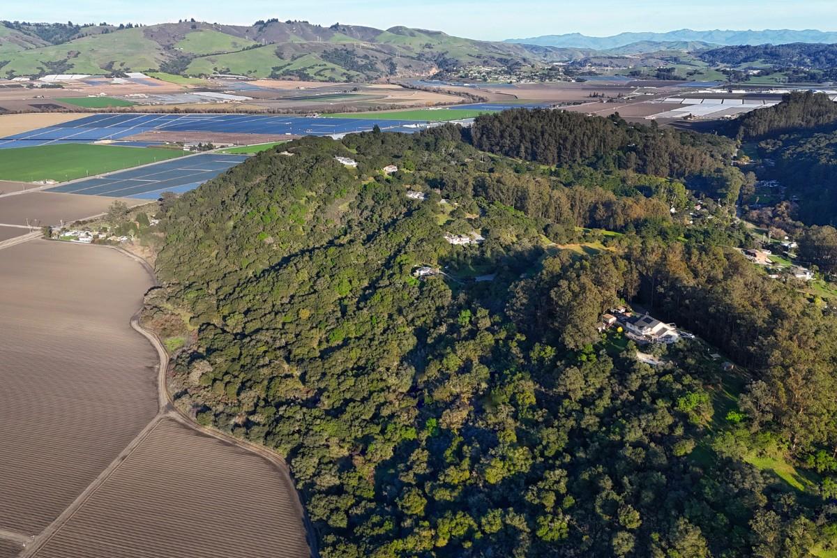 Detail Gallery Image 43 of 43 For 1175 Eagle Hill Rd, Royal Oaks,  CA 95076 - 2 Beds | 2 Baths