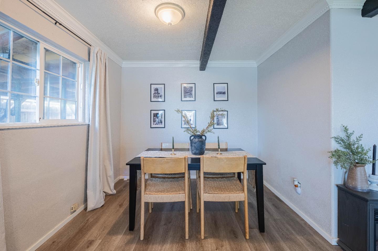 Detail Gallery Image 8 of 21 For 453 Chaparral St, Salinas,  CA 93906 - 3 Beds | 1 Baths