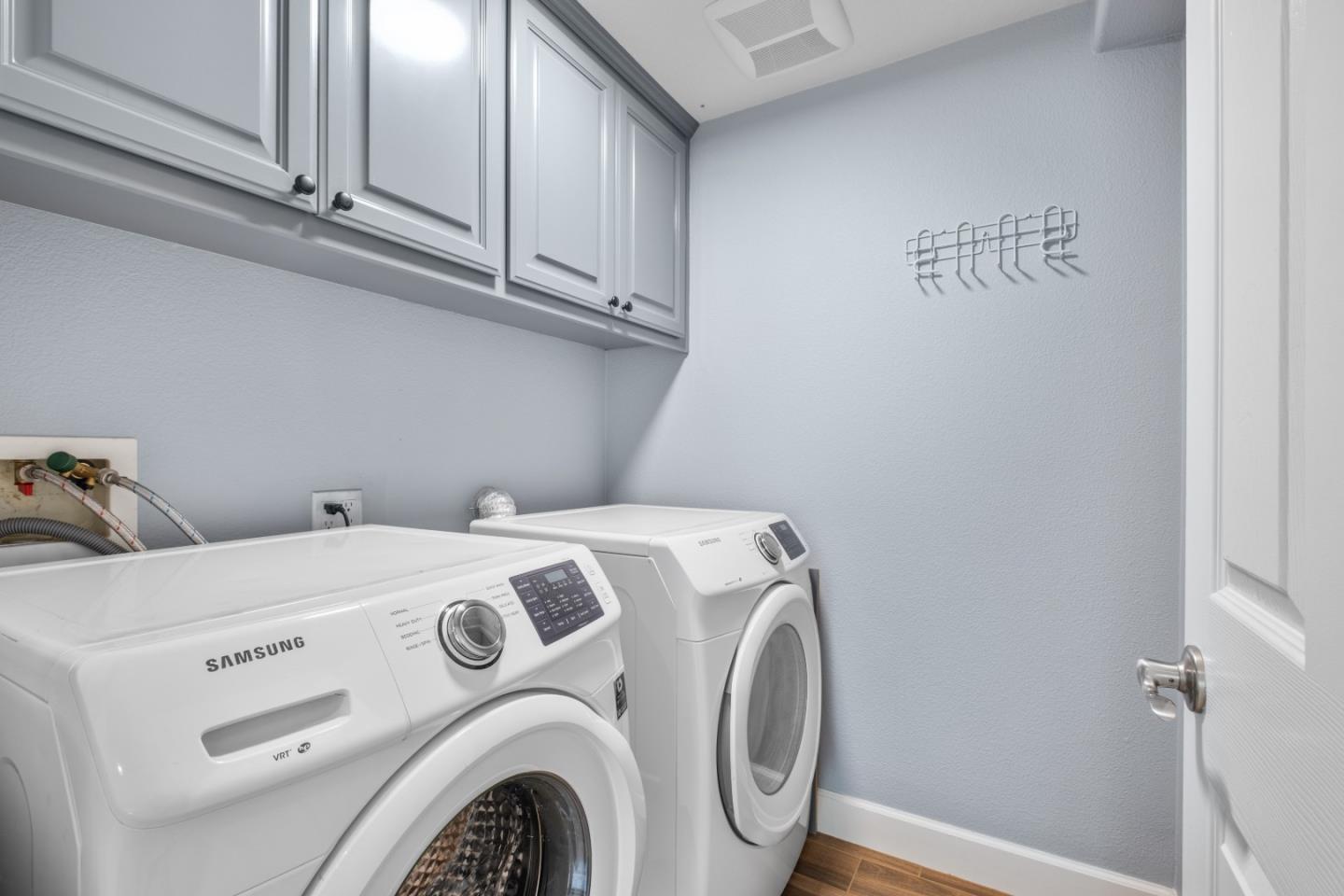 Detail Gallery Image 25 of 55 For 1339 Marcello Dr, San Jose,  CA 95131 - 2 Beds | 2/1 Baths