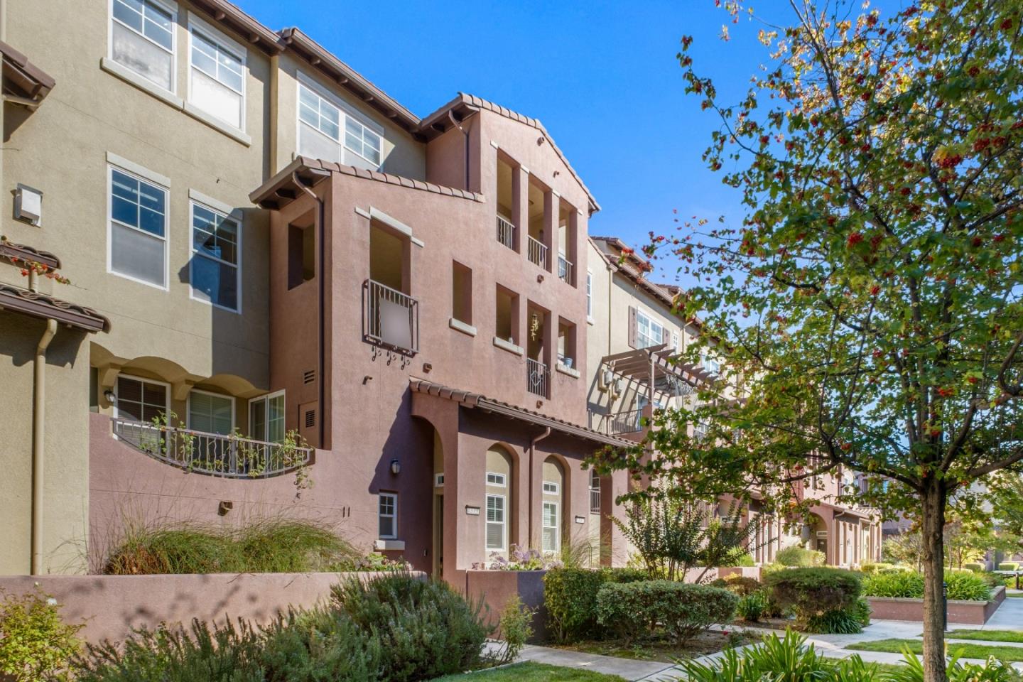 Detail Gallery Image 49 of 55 For 1339 Marcello Dr, San Jose,  CA 95131 - 2 Beds | 2/1 Baths