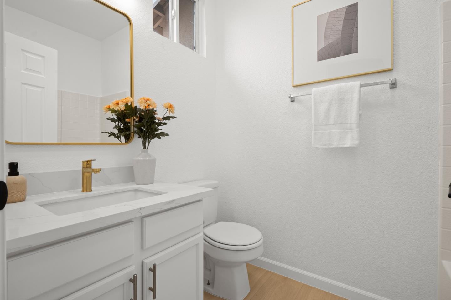 Detail Gallery Image 17 of 20 For 728 City Walk Pl #4,  Hayward,  CA 94541 - 3 Beds | 3 Baths