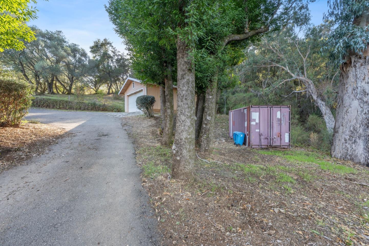 Detail Gallery Image 11 of 32 For 18860 Overlook Rd, Los Gatos,  CA 95030 - 3 Beds | 2 Baths