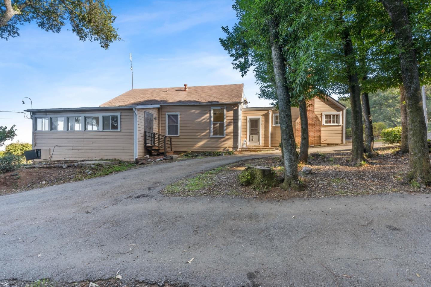 Detail Gallery Image 19 of 32 For 18860 Overlook Rd, Los Gatos,  CA 95030 - 3 Beds | 2 Baths