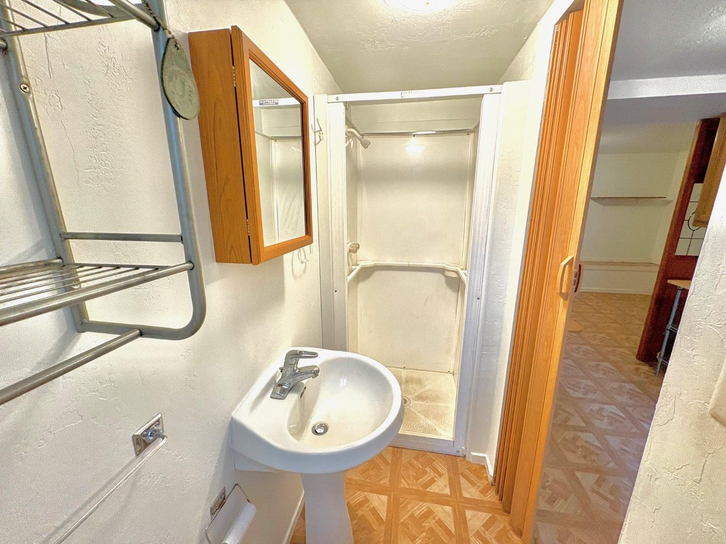 Detail Gallery Image 13 of 21 For 8787 Highway 9, Ben Lomond,  CA 95005 - 4 Beds | 3 Baths