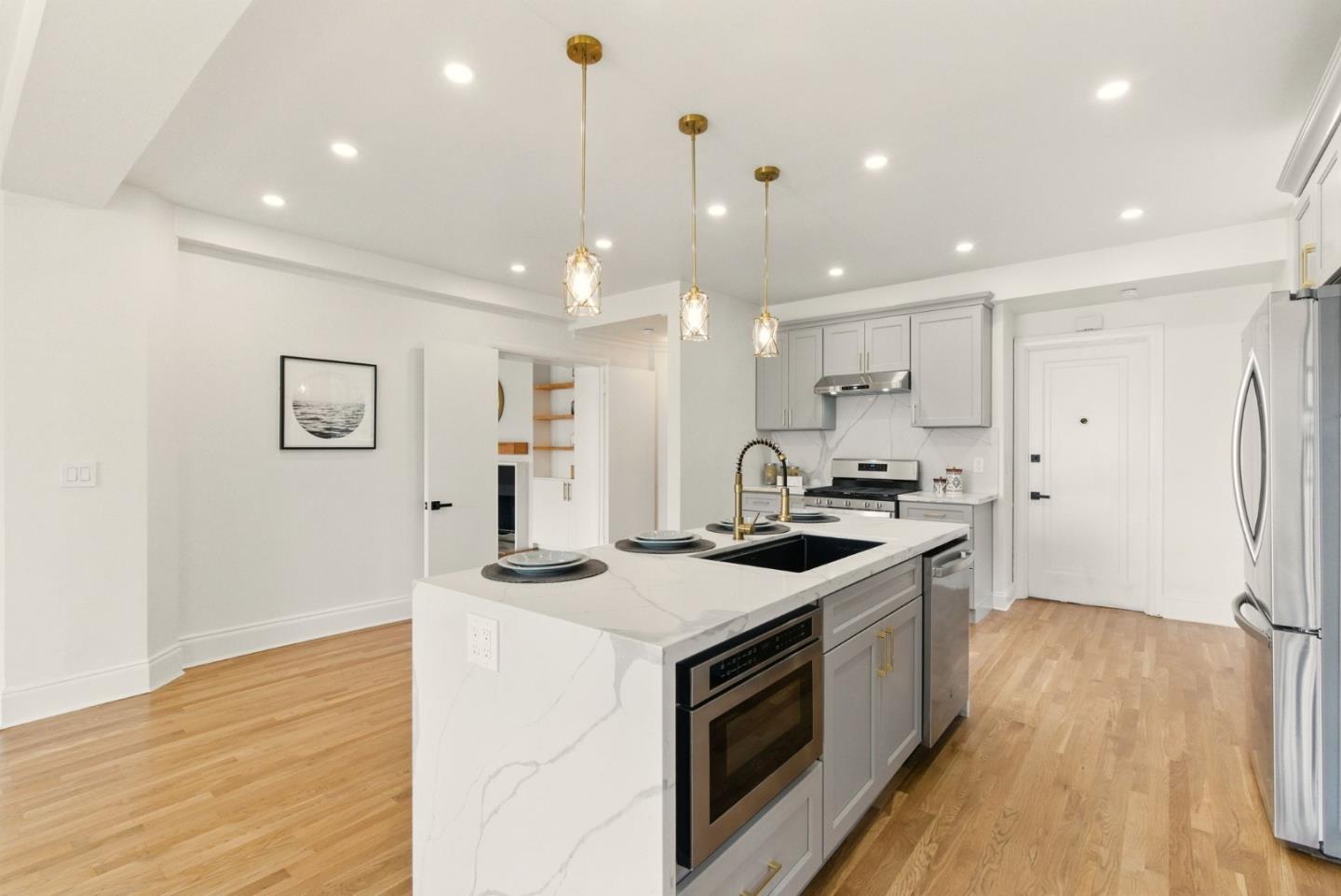 Detail Gallery Image 10 of 32 For 244 Lakeside #202,  Oakland,  CA 94612 - 3 Beds | 3 Baths