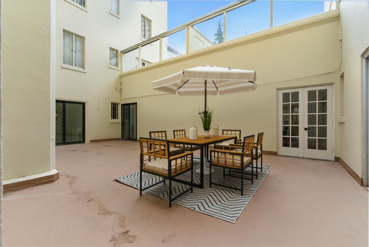 Detail Gallery Image 29 of 32 For 244 Lakeside #202,  Oakland,  CA 94612 - 3 Beds | 3 Baths