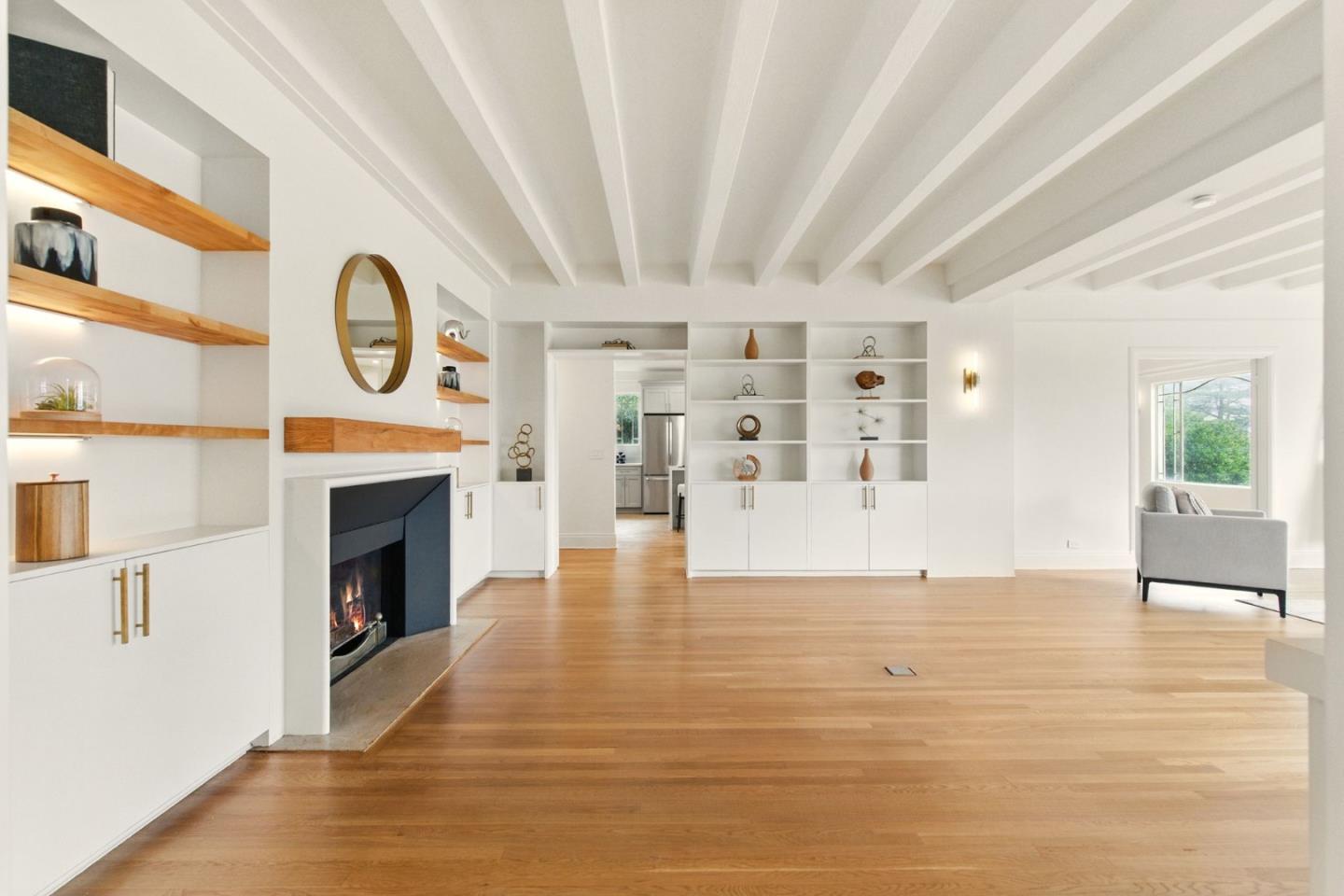 Detail Gallery Image 3 of 32 For 244 Lakeside #202,  Oakland,  CA 94612 - 3 Beds | 3 Baths