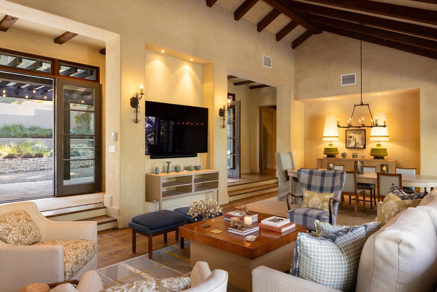 Detail Gallery Image 8 of 20 For 6 San Clemente Trl, Carmel,  CA 93923 - 5 Beds | 5/1 Baths