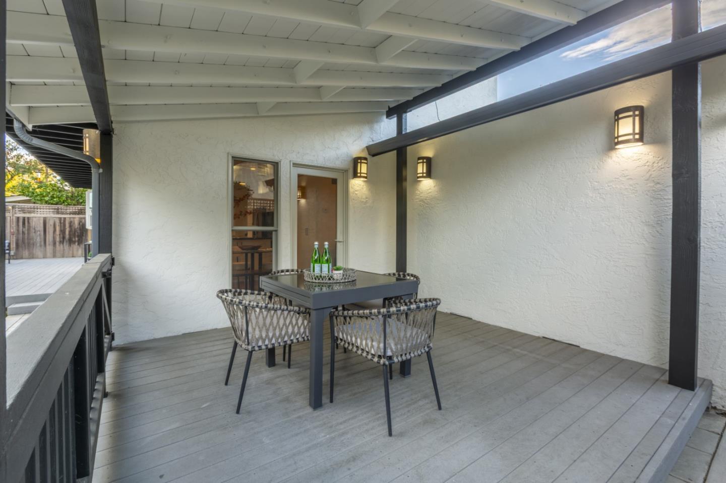 Detail Gallery Image 17 of 62 For 1092 Del Cambre Dr, San Jose,  CA 95129 - 4 Beds | 3 Baths