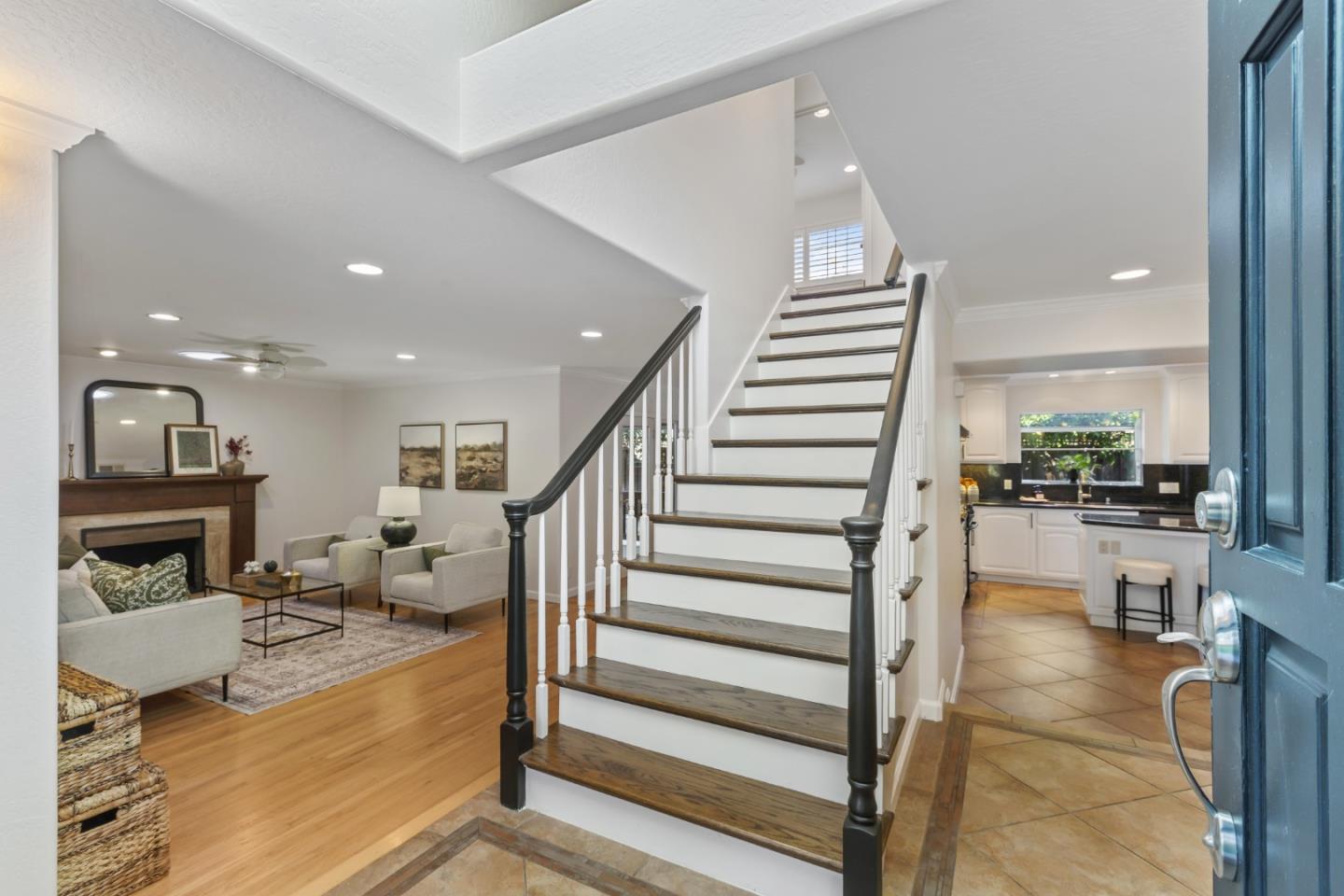 Detail Gallery Image 34 of 62 For 1092 Del Cambre Dr, San Jose,  CA 95129 - 4 Beds | 3 Baths