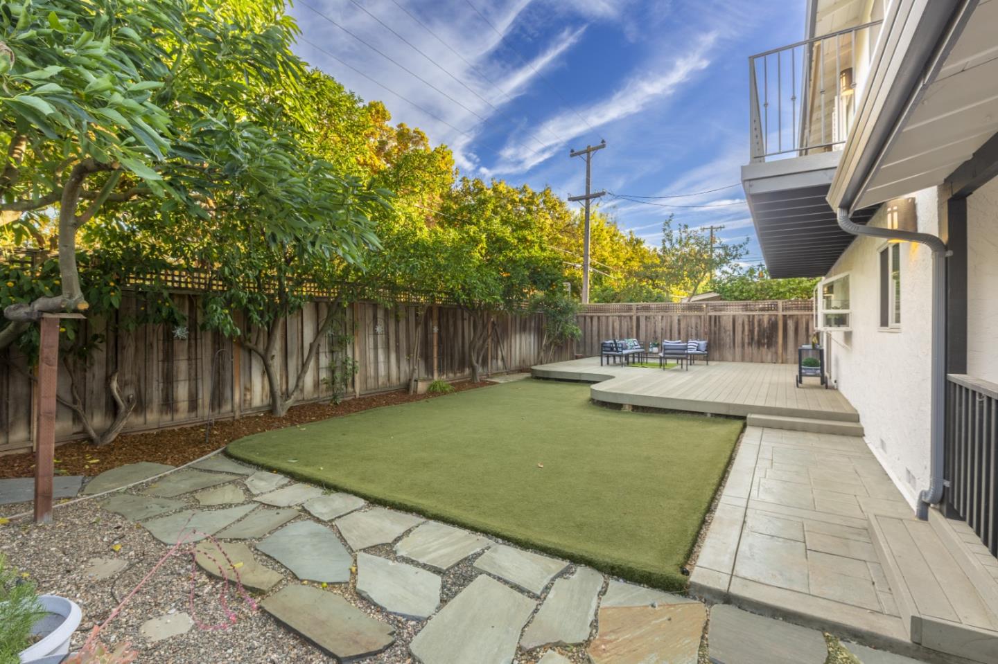 Detail Gallery Image 39 of 62 For 1092 Del Cambre Dr, San Jose,  CA 95129 - 4 Beds | 3 Baths