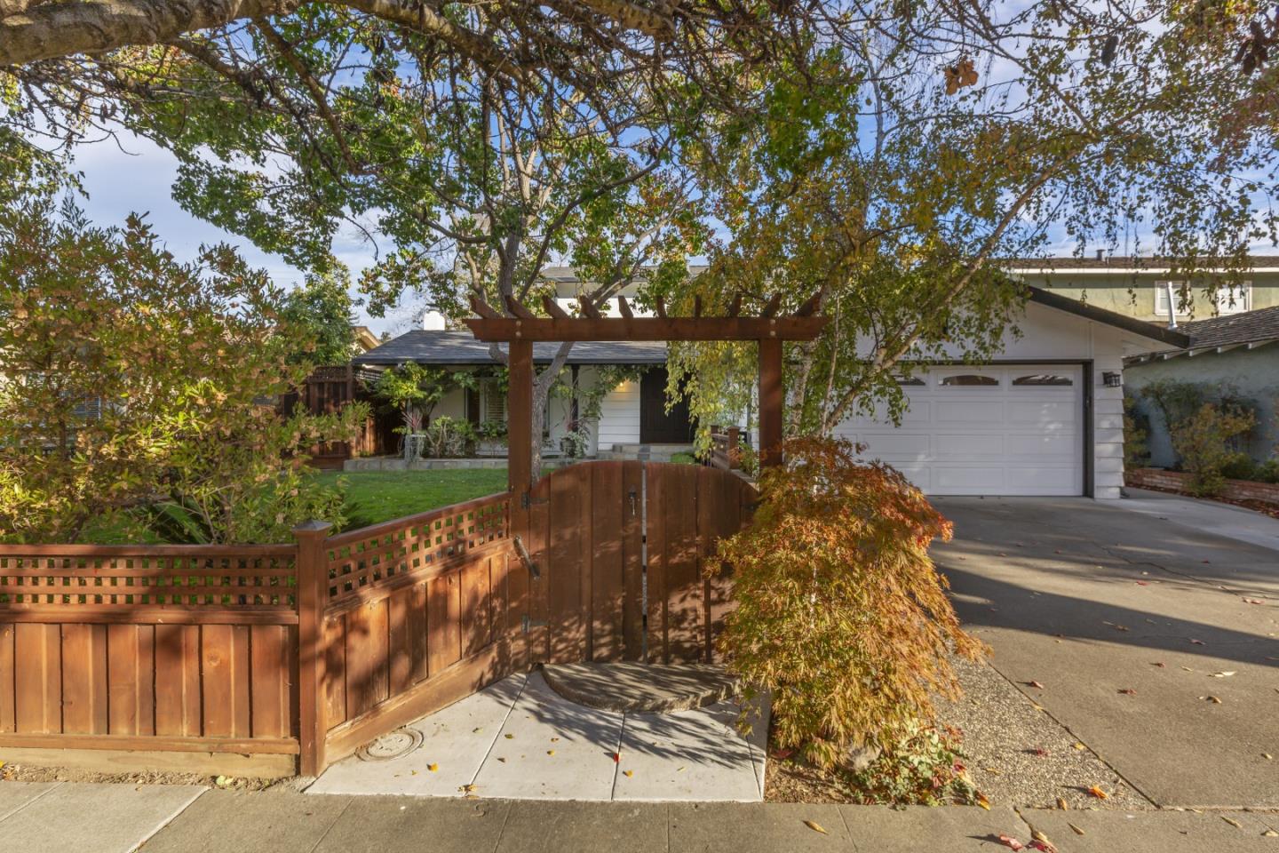 Detail Gallery Image 42 of 62 For 1092 Del Cambre Dr, San Jose,  CA 95129 - 4 Beds | 3 Baths