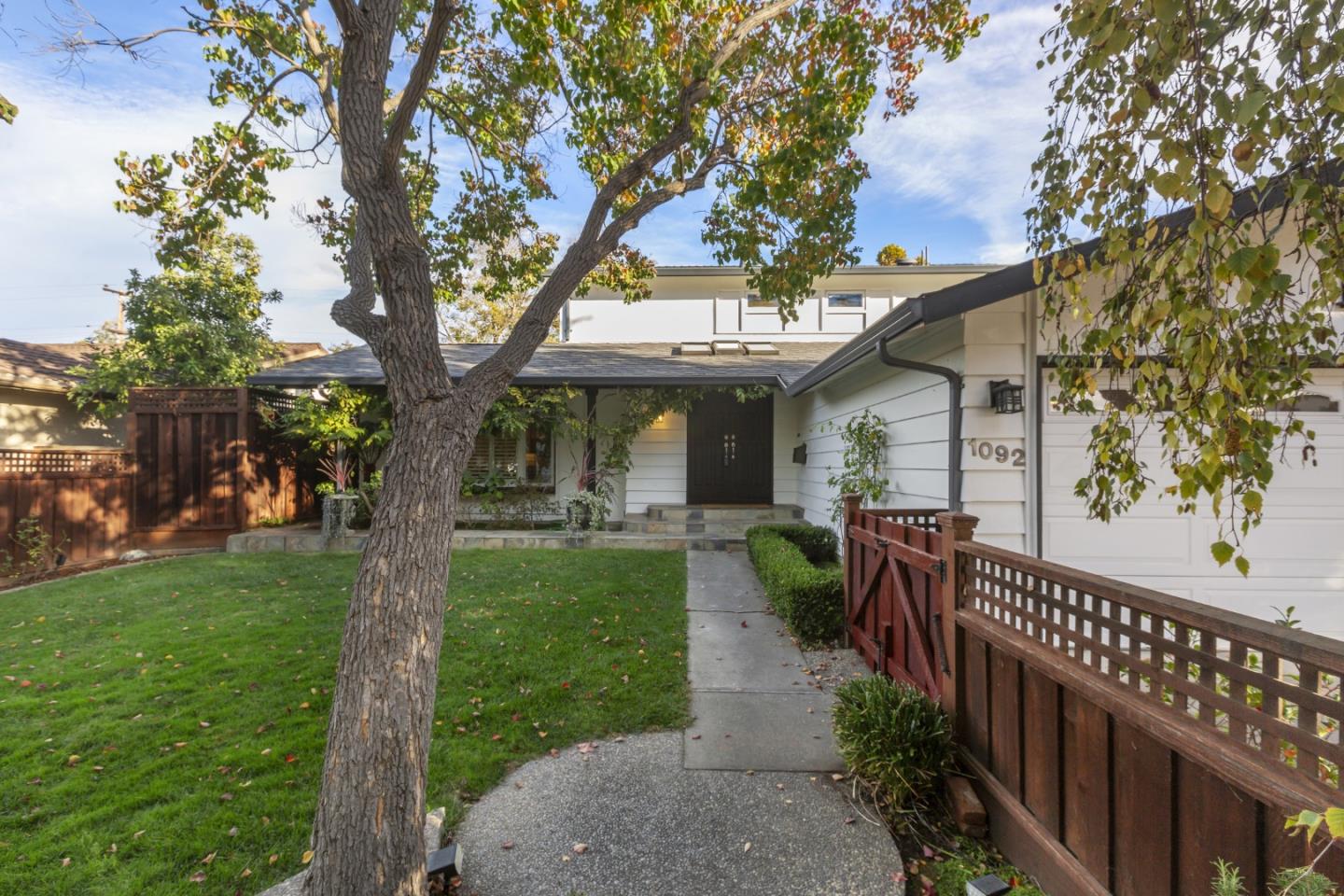 Detail Gallery Image 43 of 62 For 1092 Del Cambre Dr, San Jose,  CA 95129 - 4 Beds | 3 Baths