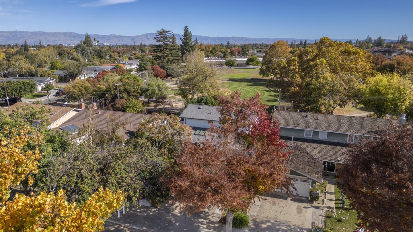 Detail Gallery Image 55 of 62 For 1092 Del Cambre Dr, San Jose,  CA 95129 - 4 Beds | 3 Baths