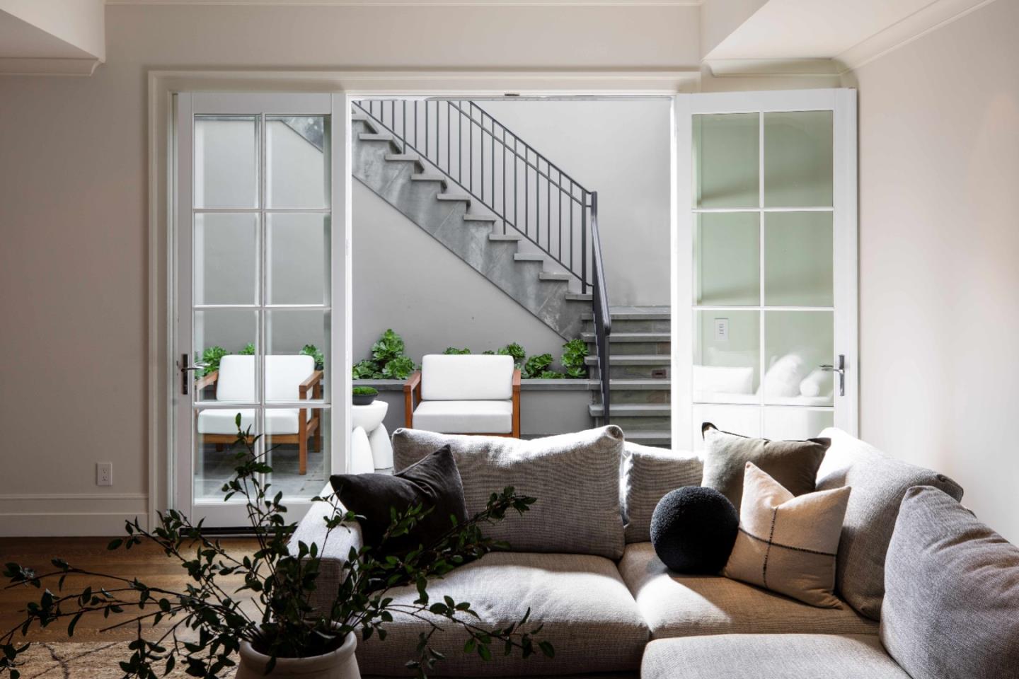 91 Mandarin Way, Atherton, CA, 94027