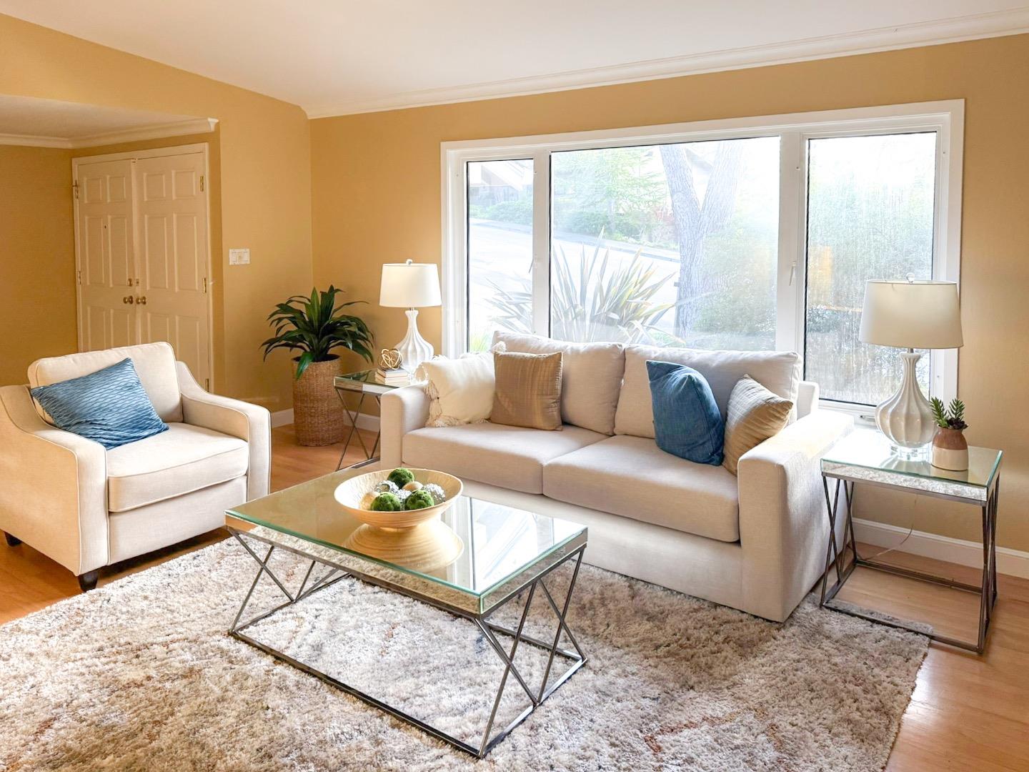 Detail Gallery Image 14 of 100 For 1485 Ascension Dr, San Mateo,  CA 94402 - 4 Beds | 2/1 Baths