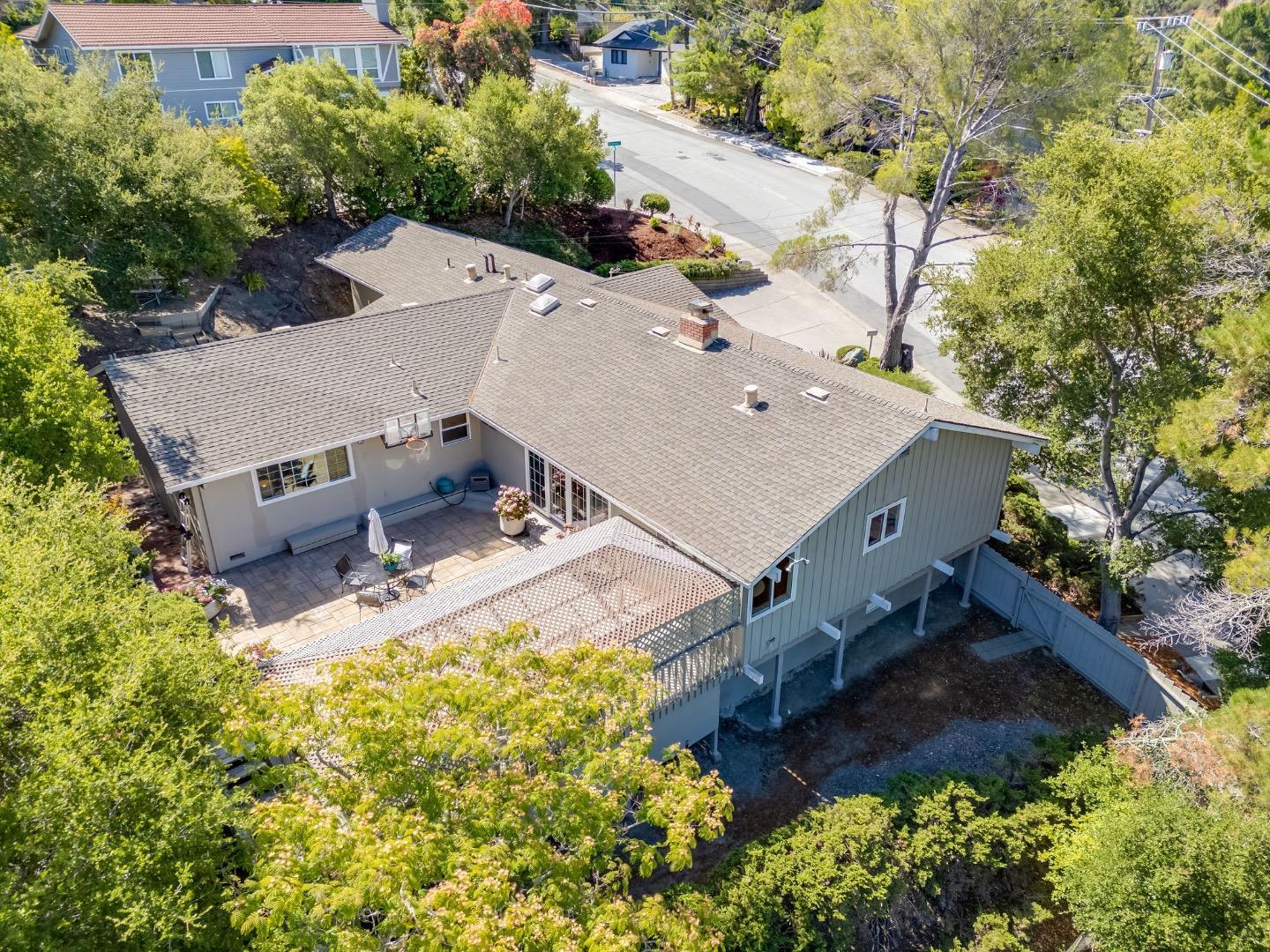 Detail Gallery Image 72 of 100 For 1485 Ascension Dr, San Mateo,  CA 94402 - 4 Beds | 2/1 Baths