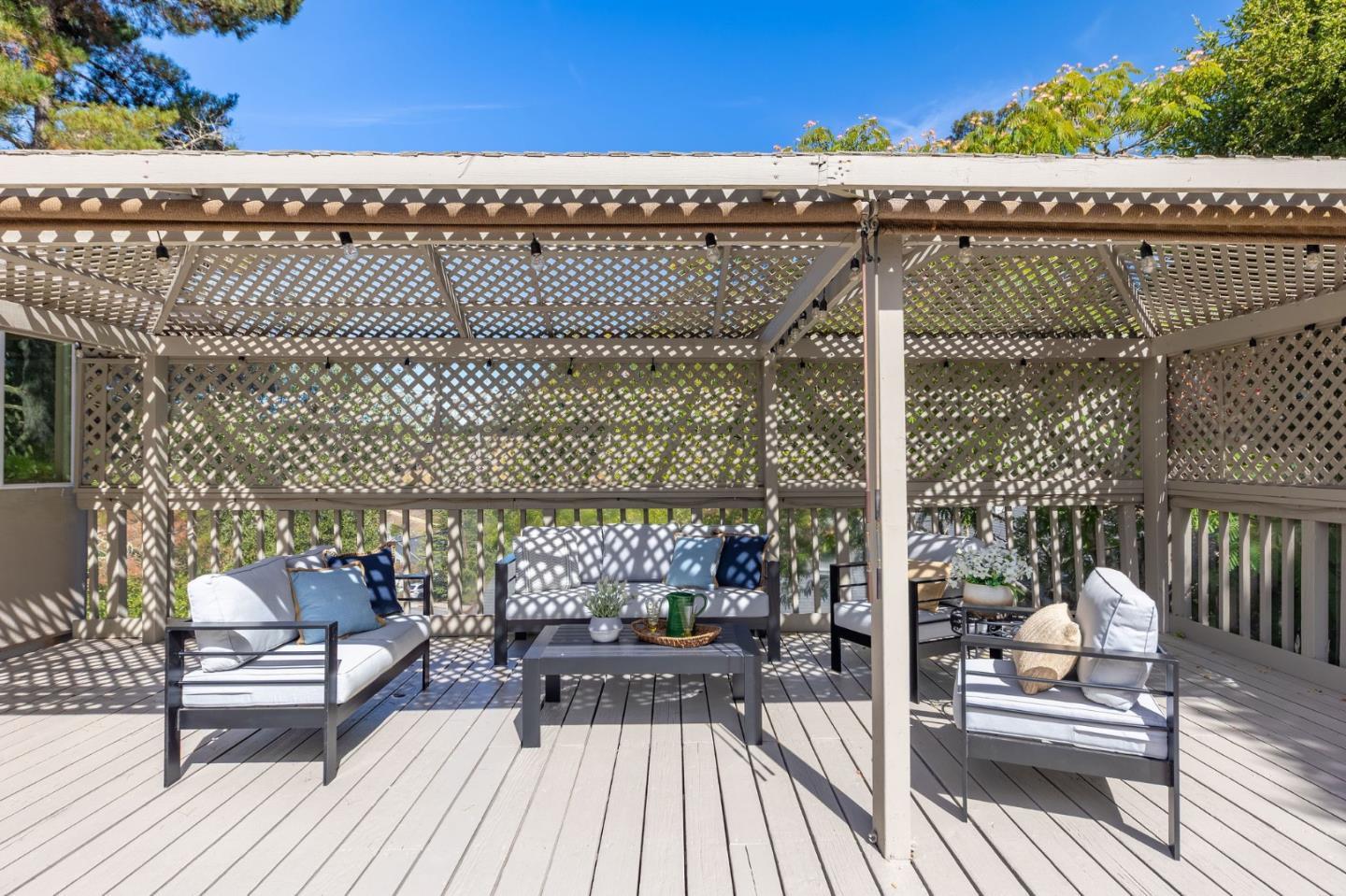 Detail Gallery Image 82 of 100 For 1485 Ascension Dr, San Mateo,  CA 94402 - 4 Beds | 2/1 Baths