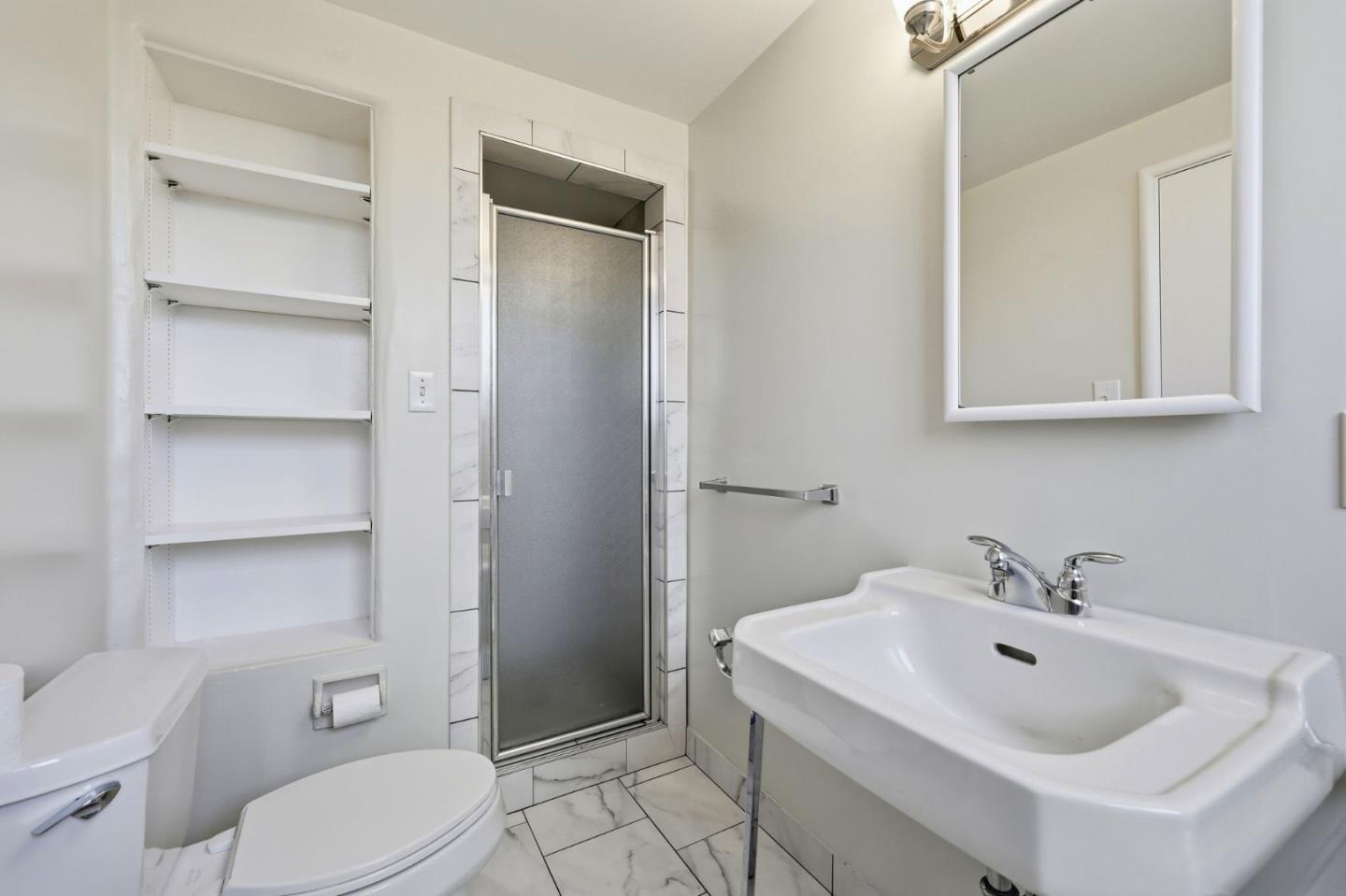 Detail Gallery Image 17 of 21 For 24 Baytree Way, San Mateo,  CA 94402 - – Beds | – Baths