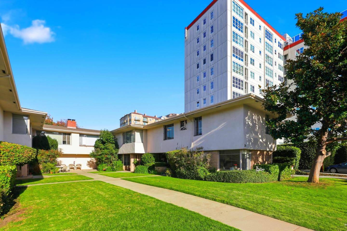 Detail Gallery Image 3 of 21 For 24 Baytree Way, San Mateo,  CA 94402 - – Beds | – Baths