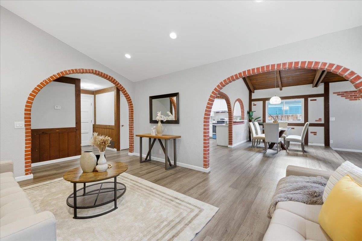 Detail Gallery Image 3 of 42 For 2997 Tobin Dr, San Jose,  CA 95132 - 3 Beds | 2 Baths