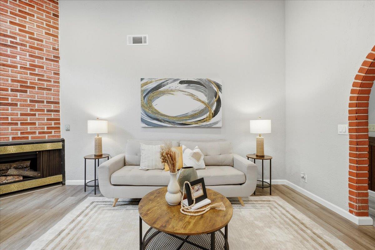 Detail Gallery Image 5 of 42 For 2997 Tobin Dr, San Jose,  CA 95132 - 3 Beds | 2 Baths