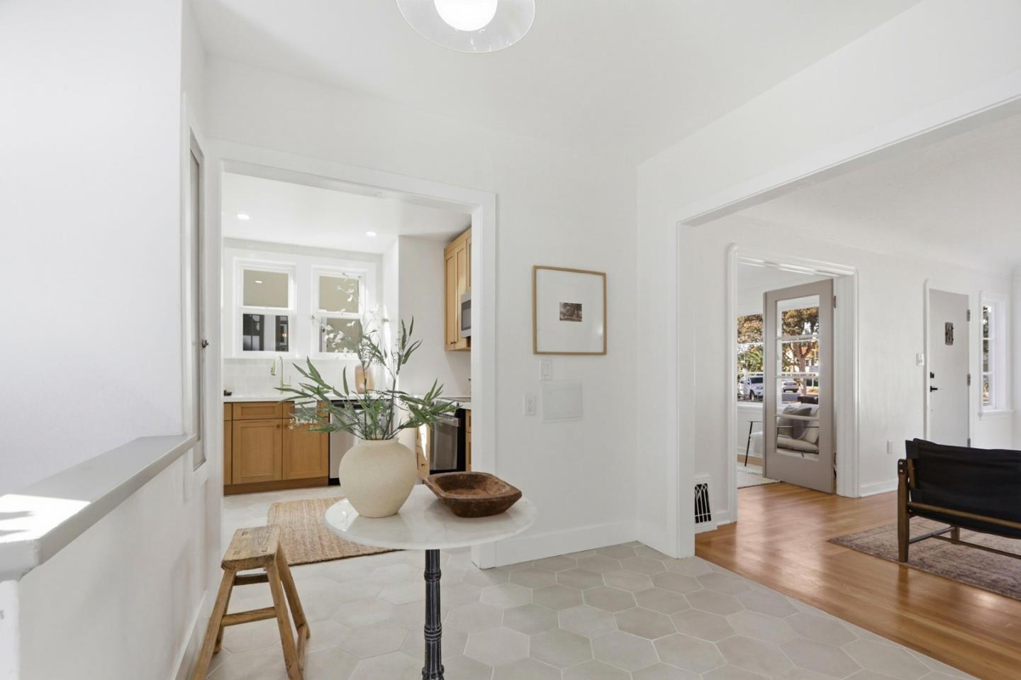 Detail Gallery Image 14 of 45 For 1376 Hanchett Ave, San Jose,  CA 95126 - 3 Beds | 1/1 Baths