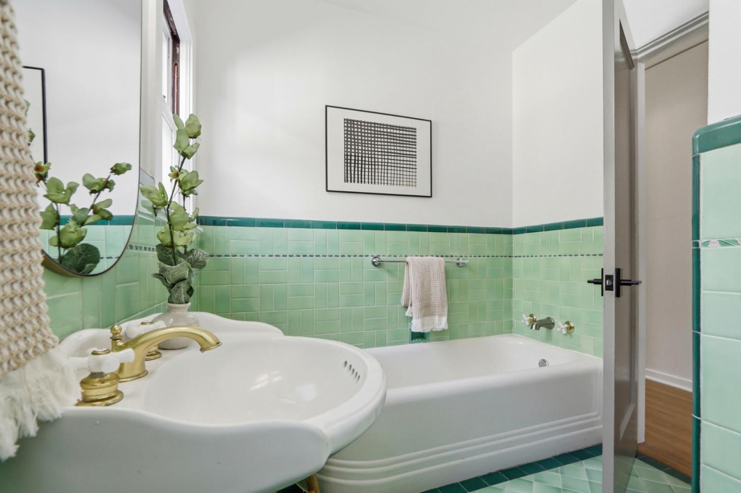 Detail Gallery Image 26 of 45 For 1376 Hanchett Ave, San Jose,  CA 95126 - 3 Beds | 1/1 Baths