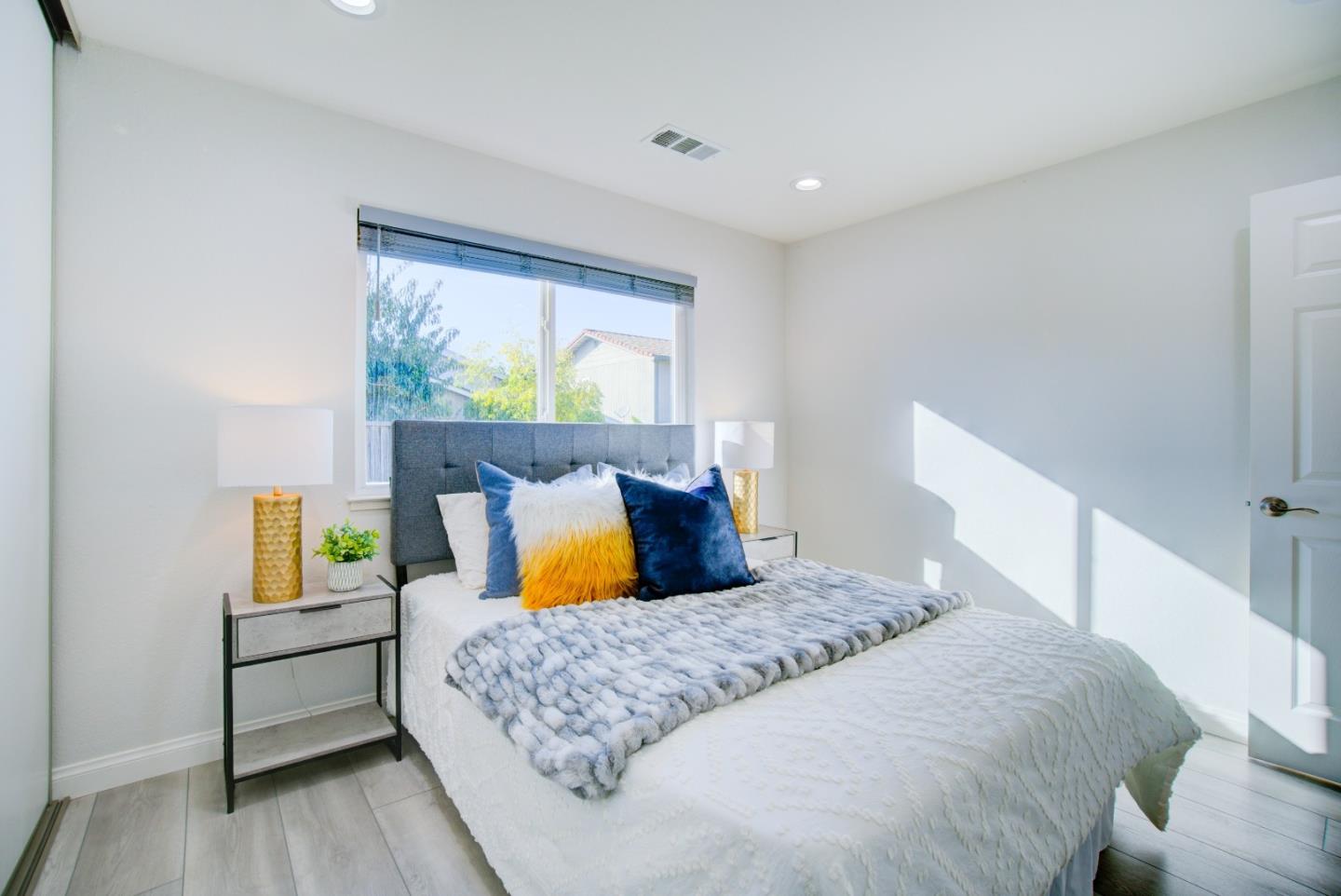 Detail Gallery Image 18 of 27 For 4399 Pitch Pine Ct, San Jose,  CA 95136 - 4 Beds | 2 Baths