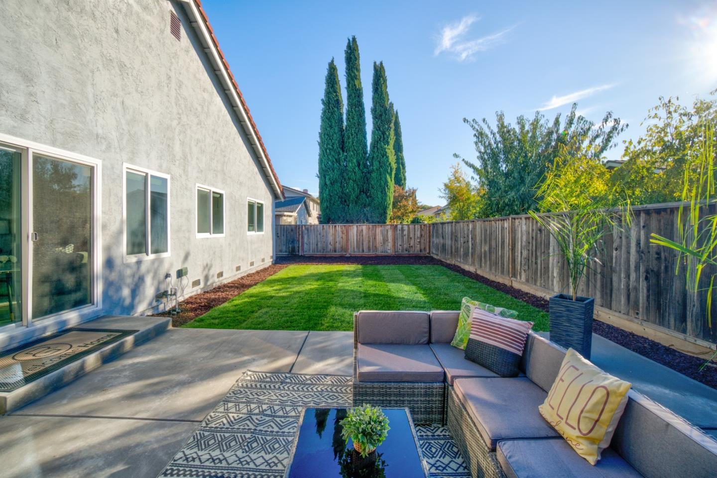 Detail Gallery Image 22 of 27 For 4399 Pitch Pine Ct, San Jose,  CA 95136 - 4 Beds | 2 Baths