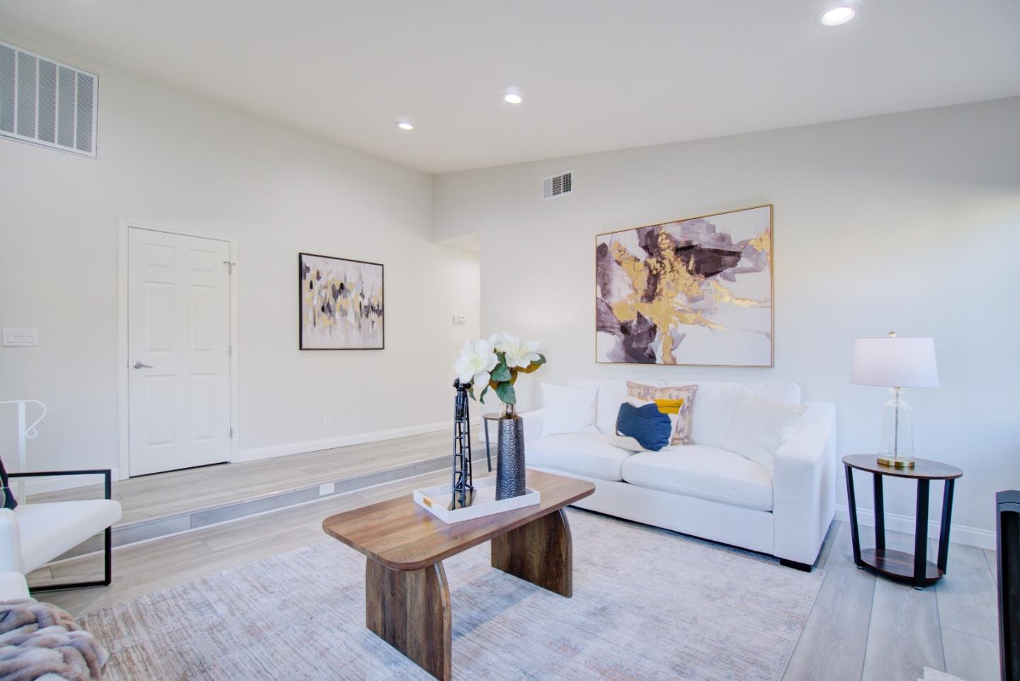 Detail Gallery Image 3 of 27 For 4399 Pitch Pine Ct, San Jose,  CA 95136 - 4 Beds | 2 Baths