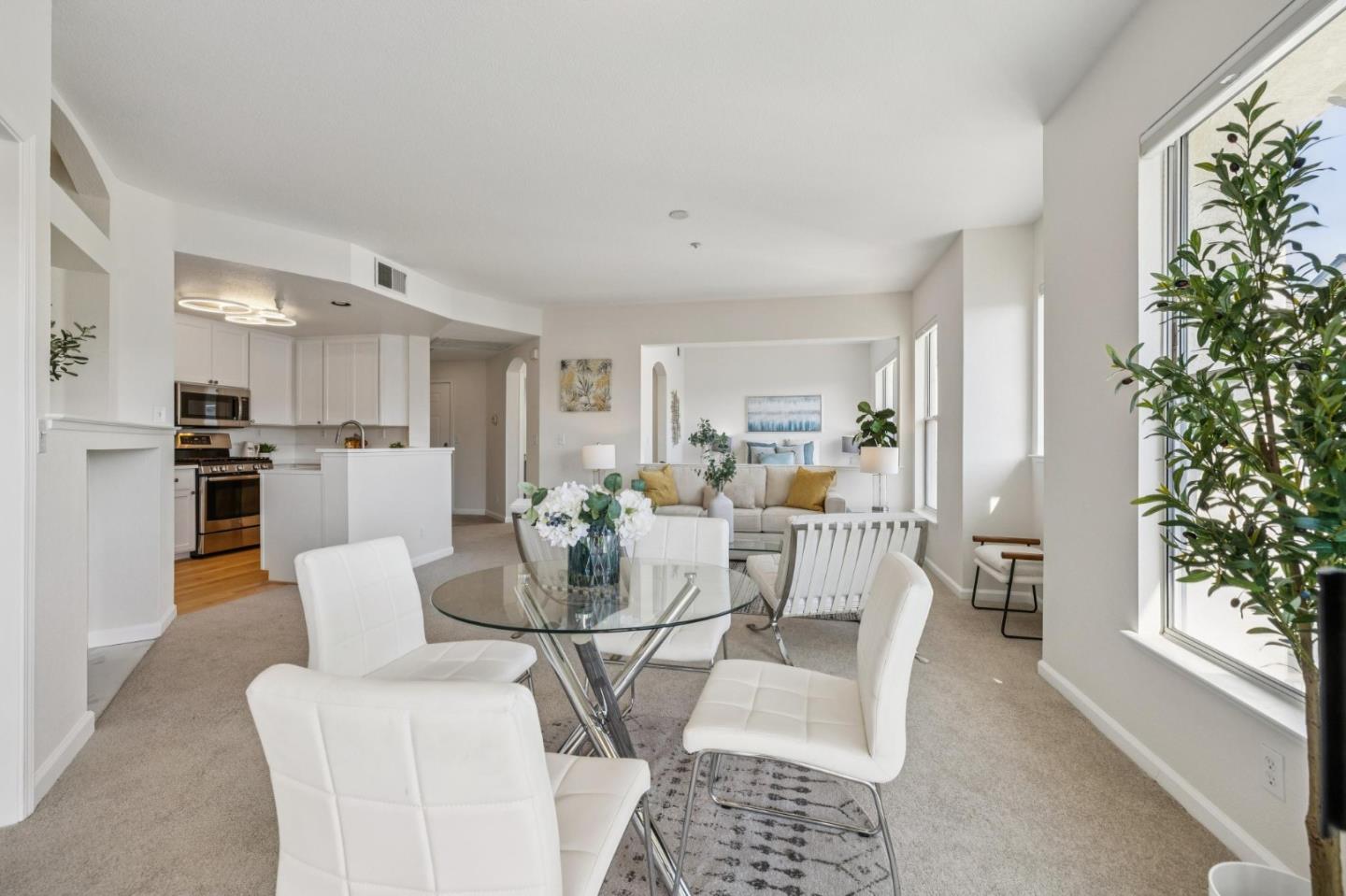 Detail Gallery Image 18 of 43 For 200 Baltic Cir #232,  Redwood City,  CA 94065 - 1 Beds | 1/1 Baths