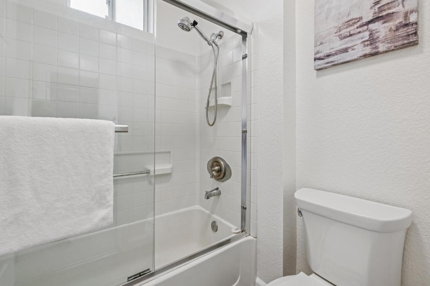 Detail Gallery Image 32 of 43 For 200 Baltic Cir #232,  Redwood City,  CA 94065 - 1 Beds | 1/1 Baths