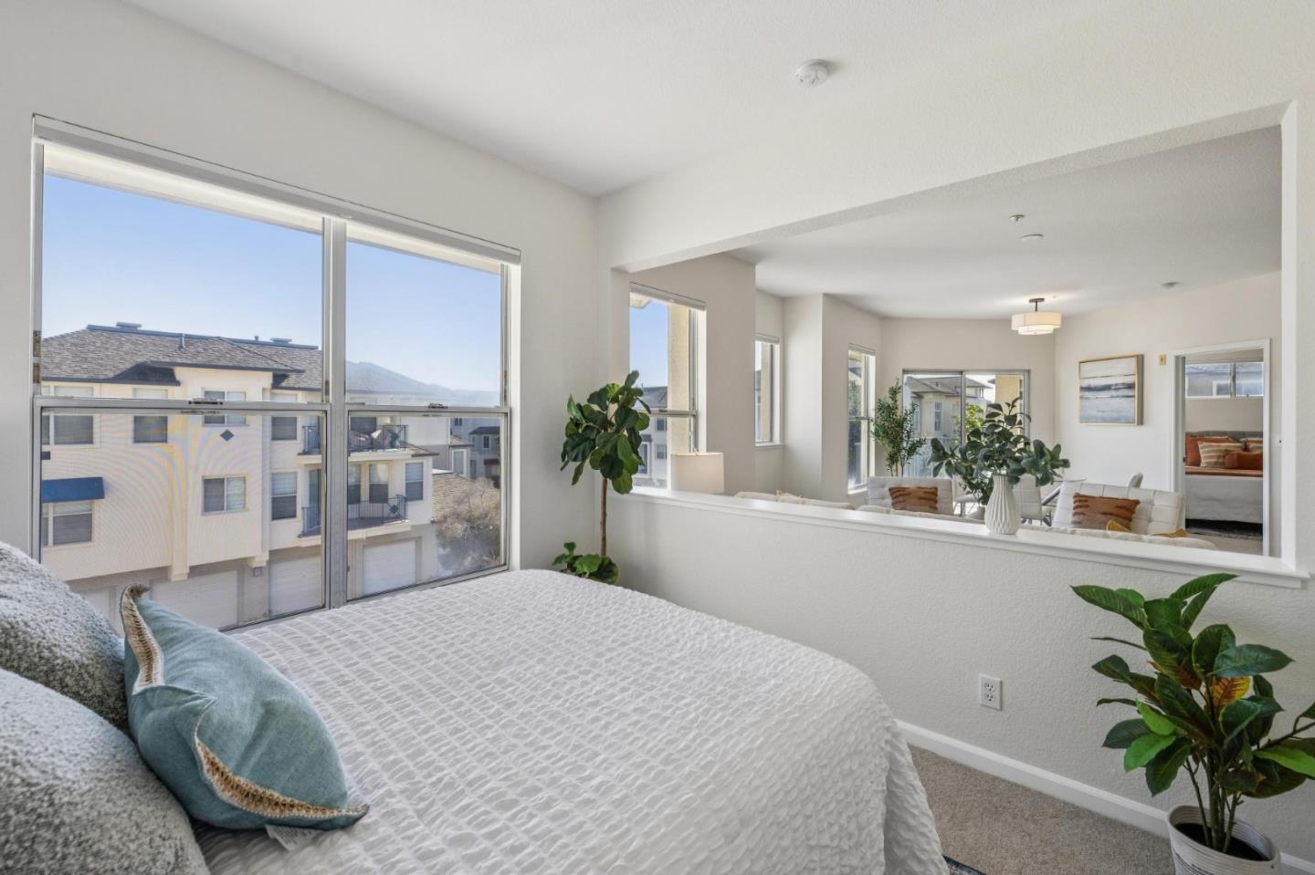 Detail Gallery Image 37 of 43 For 200 Baltic Cir #232,  Redwood City,  CA 94065 - 1 Beds | 1/1 Baths
