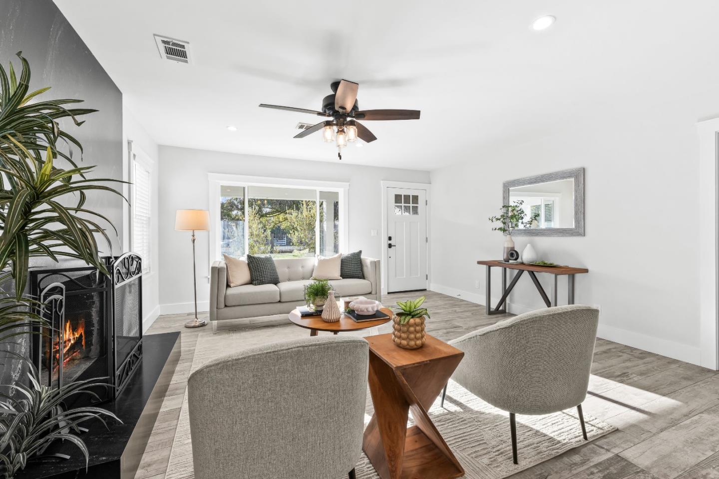 Detail Gallery Image 10 of 86 For 11840 Foothill Ave, Gilroy,  CA 95020 - 3 Beds | 2 Baths