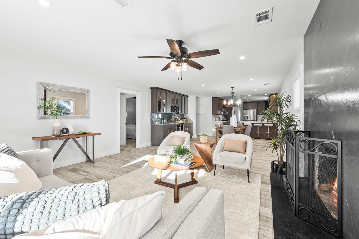 Detail Gallery Image 13 of 86 For 11840 Foothill Ave, Gilroy,  CA 95020 - 3 Beds | 2 Baths