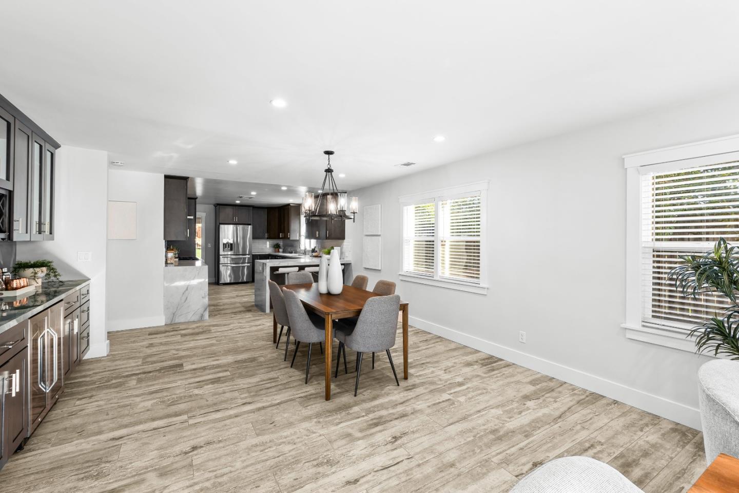 Detail Gallery Image 14 of 86 For 11840 Foothill Ave, Gilroy,  CA 95020 - 3 Beds | 2 Baths