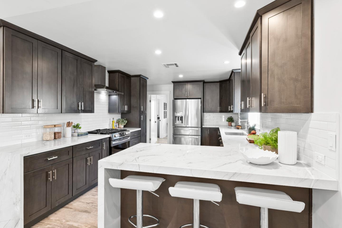 Detail Gallery Image 19 of 86 For 11840 Foothill Ave, Gilroy,  CA 95020 - 3 Beds | 2 Baths