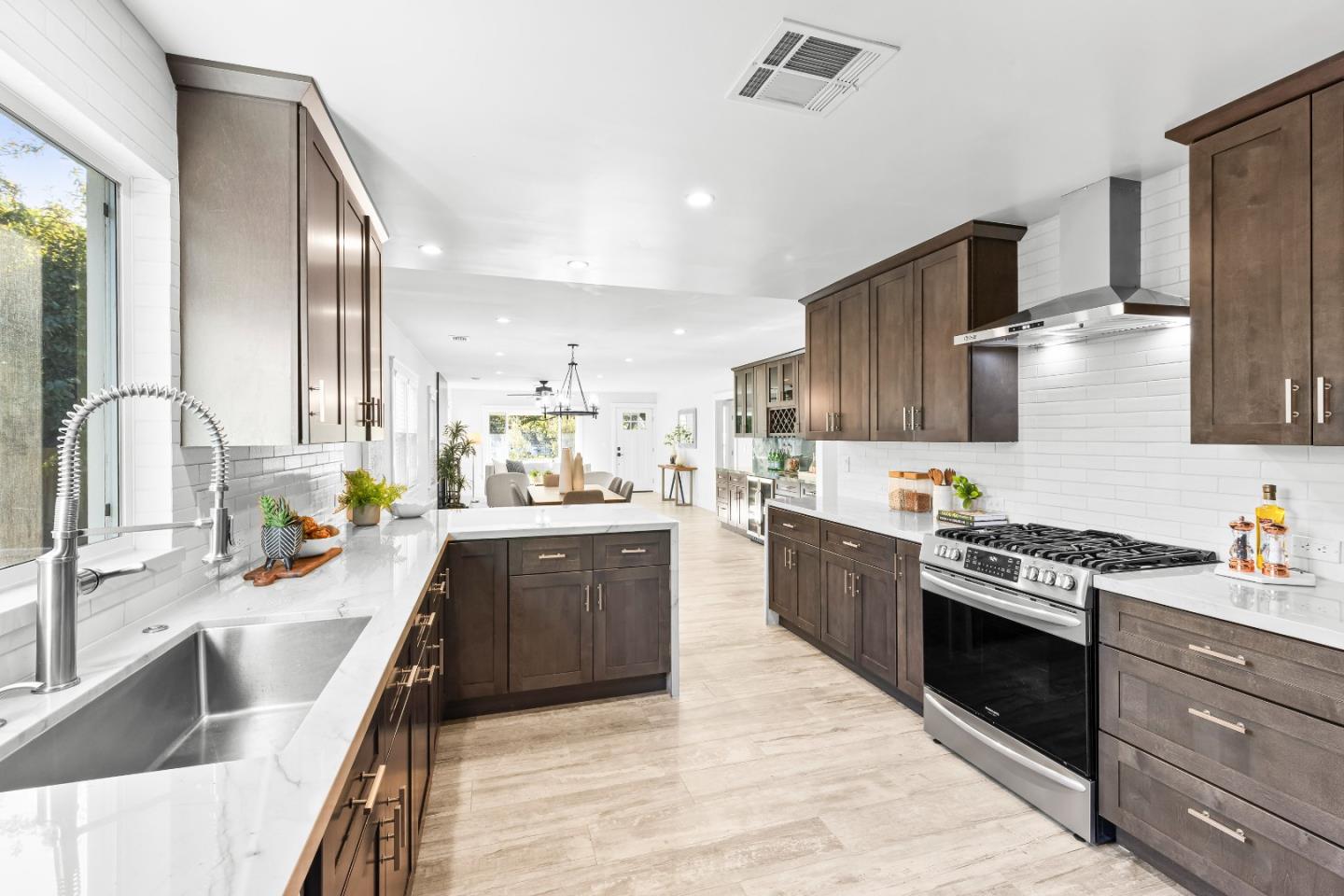 Detail Gallery Image 22 of 86 For 11840 Foothill Ave, Gilroy,  CA 95020 - 3 Beds | 2 Baths