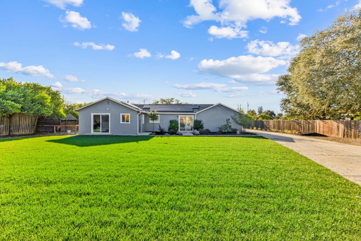 Detail Gallery Image 68 of 86 For 11840 Foothill Ave, Gilroy,  CA 95020 - 3 Beds | 2 Baths