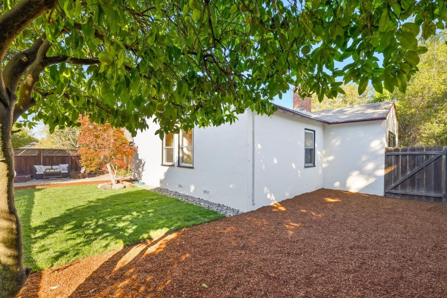 Detail Gallery Image 22 of 27 For 232 Hazelton Ave, Sunnyvale,  CA 94085 - 3 Beds | 1 Baths