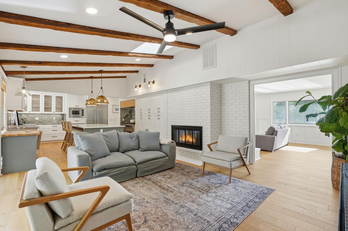 Detail Gallery Image 10 of 42 For 1049 Scots Ln, Walnut Creek,  CA 94596 - 3 Beds | 3/1 Baths