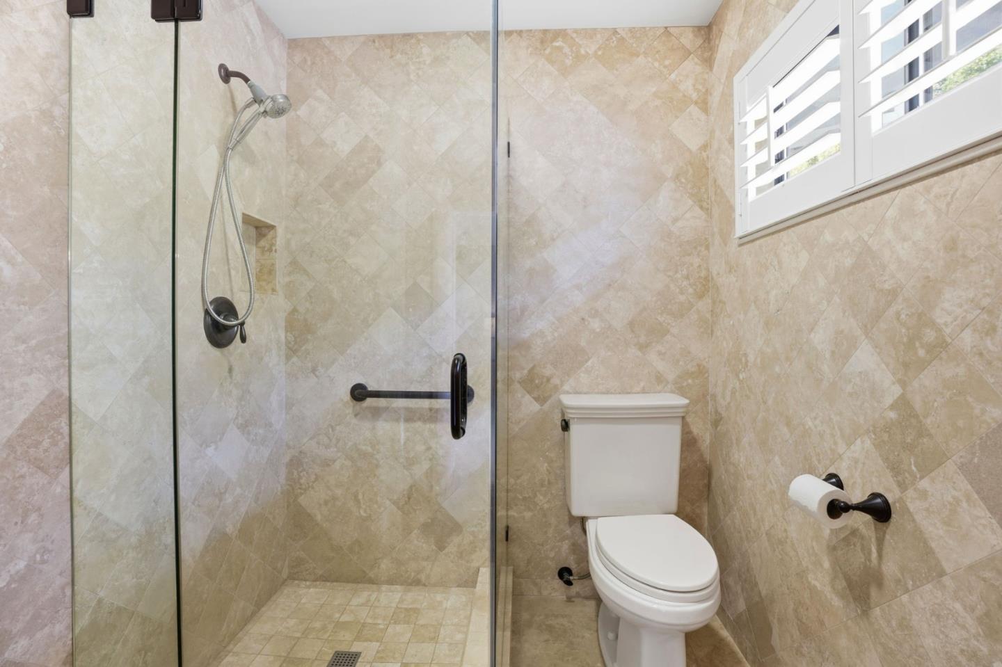 Detail Gallery Image 37 of 42 For 1049 Scots Ln, Walnut Creek,  CA 94596 - 3 Beds | 3/1 Baths